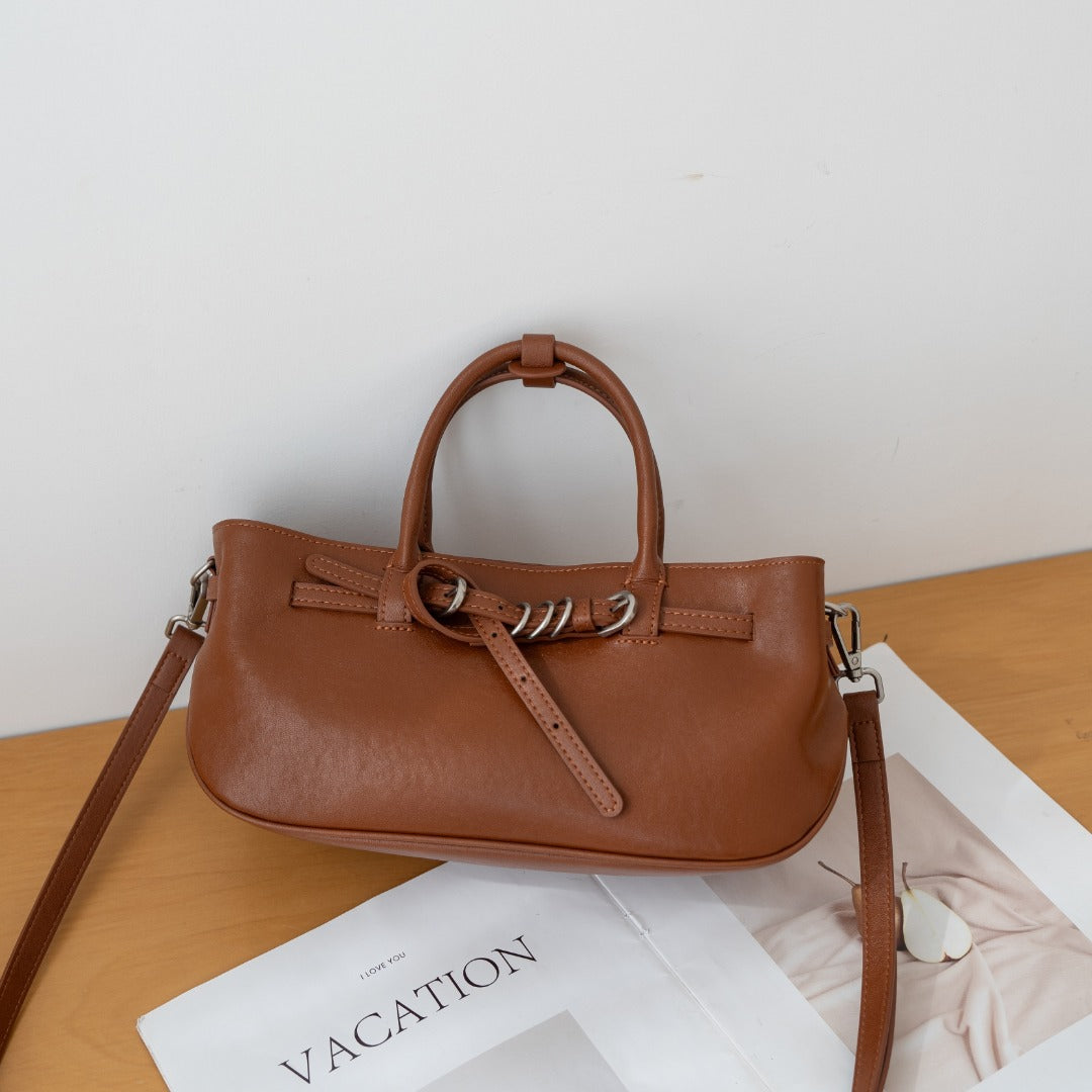 Vintage Vegetable-tanned Leather Handbag For Women, High-end Single-shoulder Bag With A Unique Belt Buckle Design, Genui